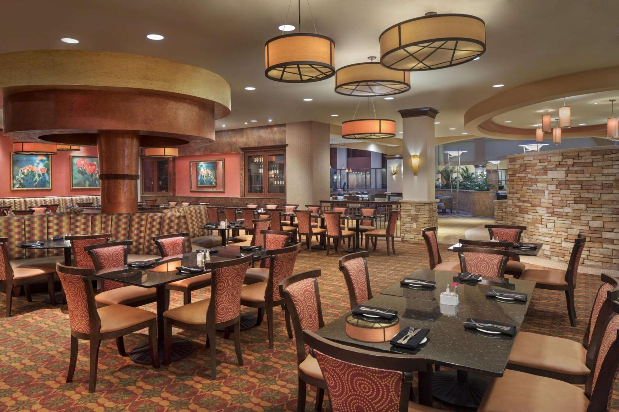 Embassy Suites San Marcos Hotel Conference Center Экстерьер фото
