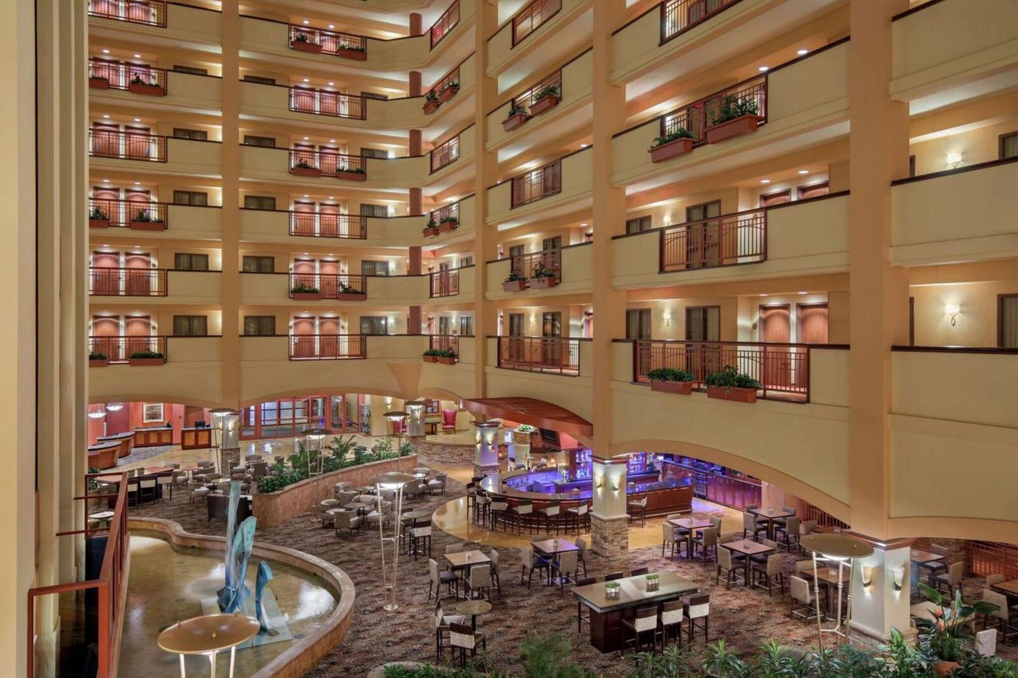 Embassy Suites By Hilton San Marcos Hotel Conference Center Экстерьер фото