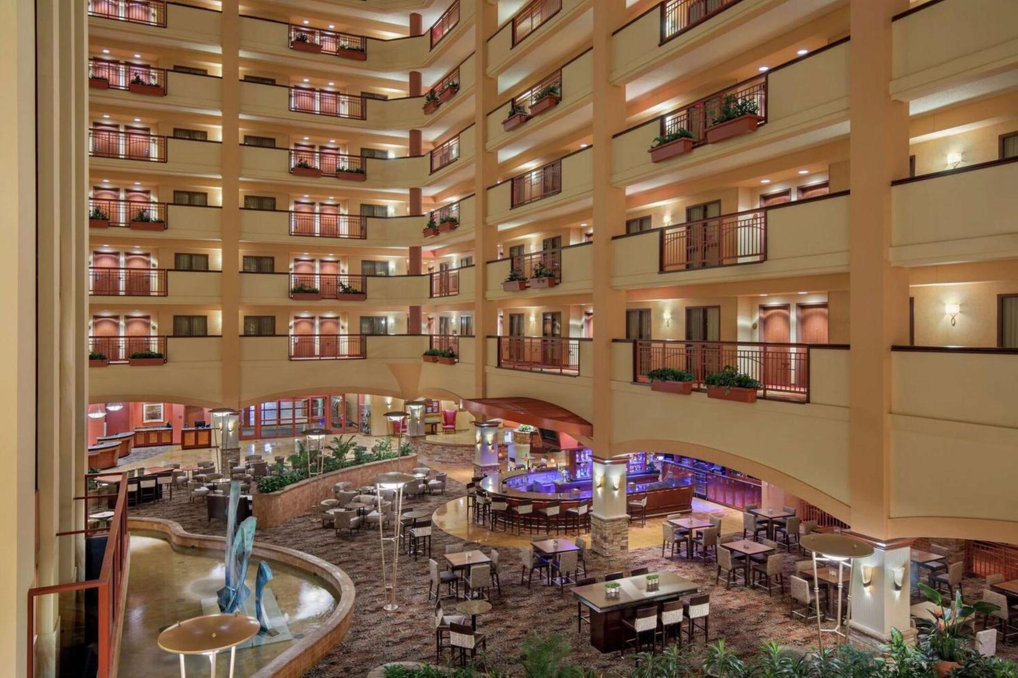 Embassy Suites San Marcos Hotel Conference Center Экстерьер фото