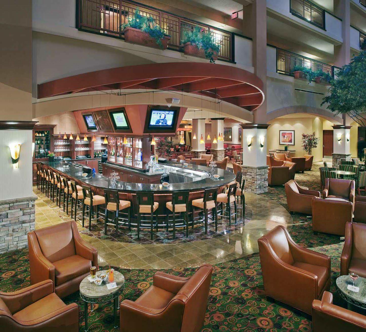 Embassy Suites San Marcos Hotel Conference Center Экстерьер фото